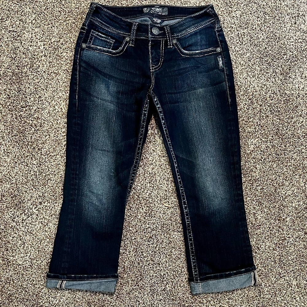 EUC Silver Denim Capri Pants, Size 25 Waist